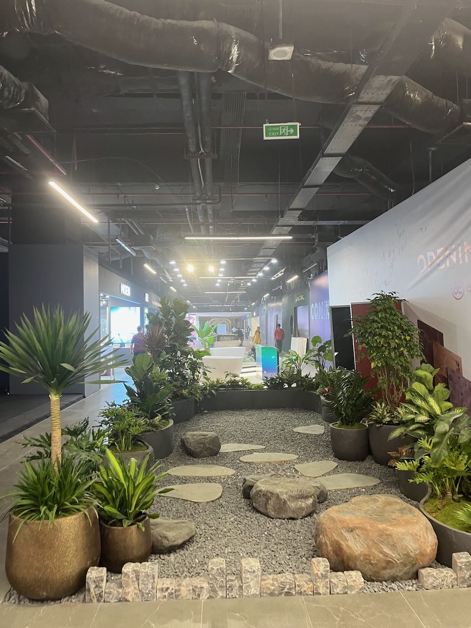 珪藻土の壁 ベトナムKEISOUDOショールームOPENの準備 40 IMG 0071